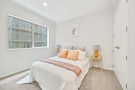 Photo of property in 3 Pae Lane, Flat Bush, 2019