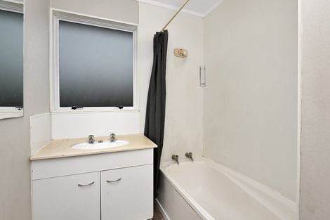 Photo of property in 305 Cameron Avenue, Te Awamutu, 3800