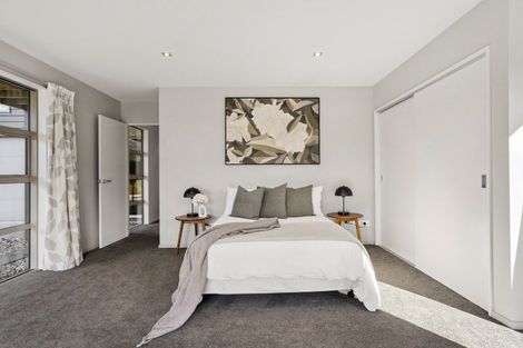 Photo of property in 73 Oregon Drive, Kelvin Heights, Queenstown, 9300