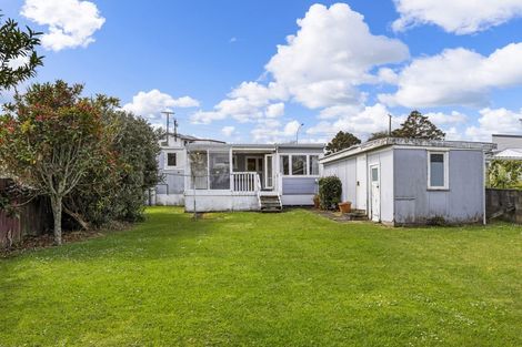 Photo of property in 17 Main Road, Raglan, 3225