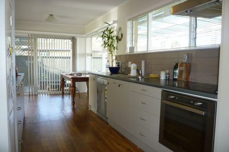 Photo of property in 1a Pelorus Place, Pakuranga, Auckland, 2010