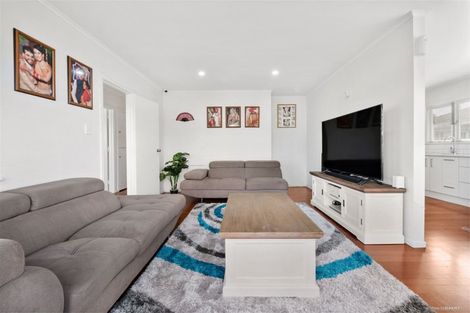 Photo of property in 1/18 Sheehan Avenue, Papakura, 2110