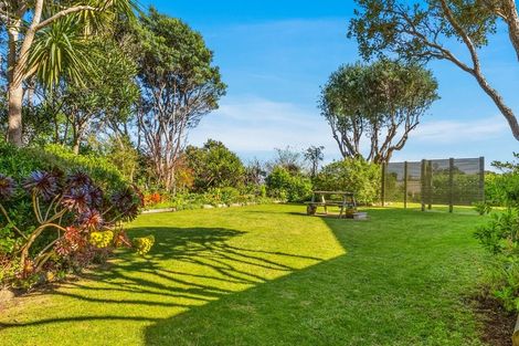 Photo of property in 69 Tilley Road, Paekakariki, 5034