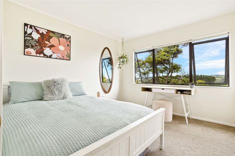 Photo of property in 107 Oaia Road, Muriwai, Waimauku, 0881