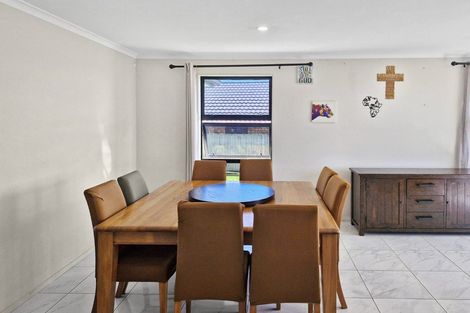 Photo of property in 18 Allanah Place, Te Puke, 3119