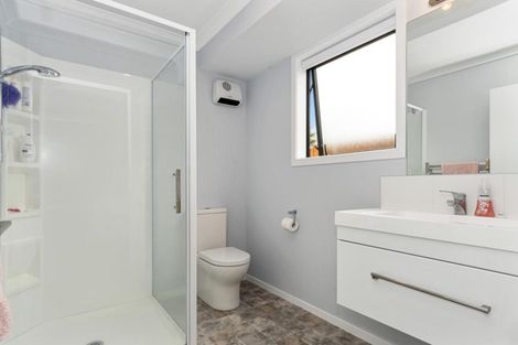 Photo of property in 16 Macloughlin Drive, Te Puke, 3119