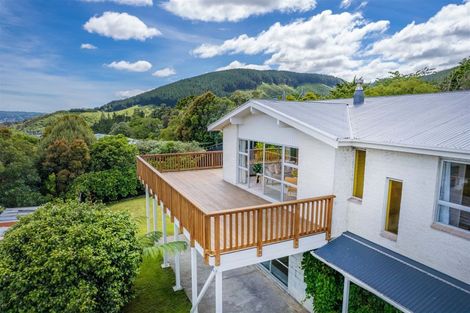 Photo of property in 10 Spicer Place, Tawa, Wellington, 5028