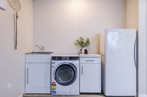 Photo of property in 75 Pharazyn Street, Feilding, 4702