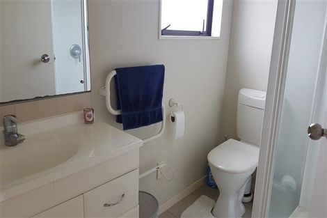 Photo of property in 60 Tiger Drive, Golflands, Auckland, 2013