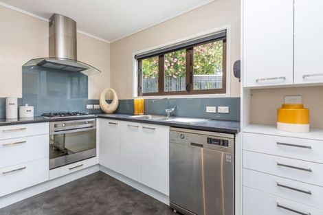Photo of property in 140c Ireland Road, Mount Wellington, Auckland, 1060