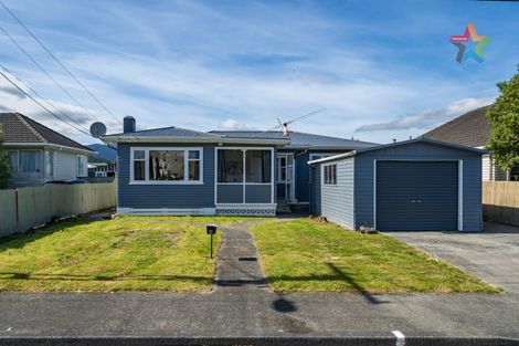 Photo of property in 11 Russell Road, Wainuiomata, Lower Hutt, 5014