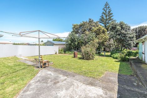 Photo of property in 9 Cornfoot Street, Castlecliff, Whanganui, 4501