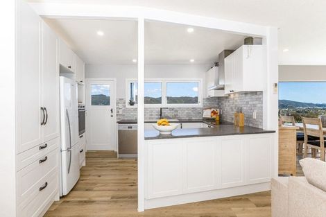 Photo of property in 18 Palm Grove, Belmont, Lower Hutt, 5010