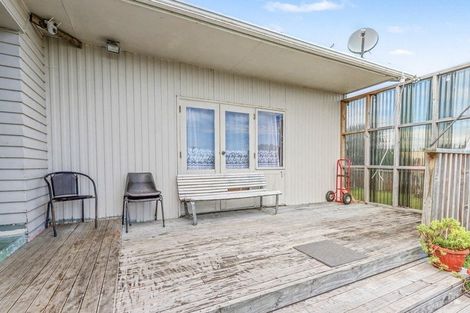 Photo of property in 17 Potaka Street, Marton, 4710