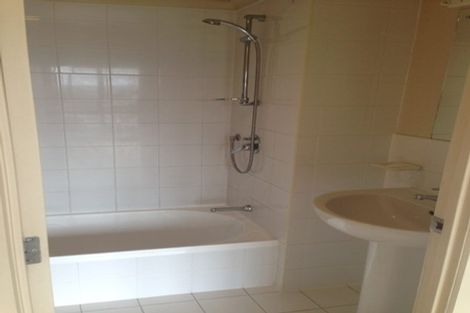 Photo of property in The Rennaissance, 14h/18 Ronwood Avenue, Manukau, Auckland, 2104