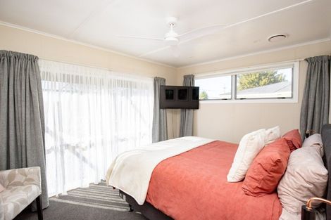 Photo of property in 71 Pipiroa Road, Ngatea, 3503