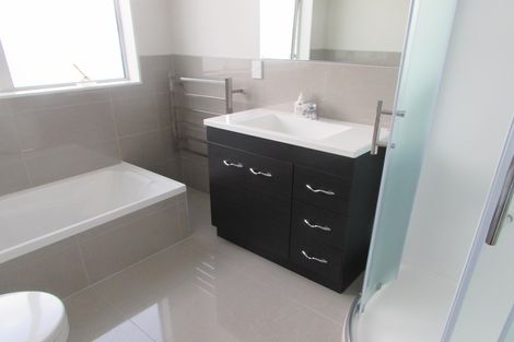 Photo of property in 11 Hakawai Avenue, Takanini, 2112