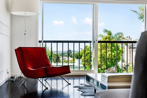 Photo of property in 5 Garden Road, Remuera, Auckland, 1050