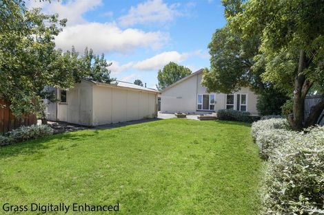 Photo of property in 5 Brookby Crescent, Avonhead, Christchurch, 8042