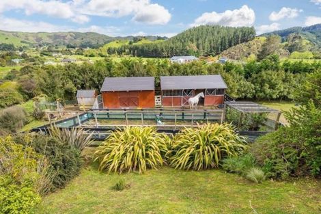 Photo of property in 88 Russells Road, Whitemans Valley, Upper Hutt, 5371