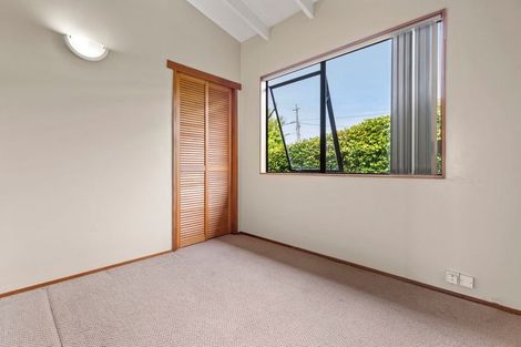 Photo of property in 26 Kauri Road, Stanmore Bay, Whangaparaoa, 0932