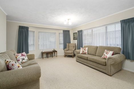 Photo of property in 110 Oxford Street, Tawa, Wellington, 5028