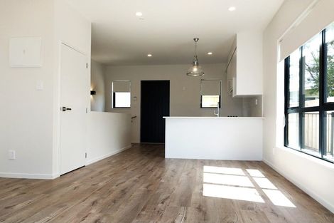 Photo of property in 26/241 Don Buck Road, Massey, Auckland, 0614