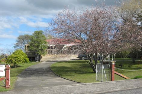 Photo of property in 65 Abbotsford Road, Waipawa, 4210