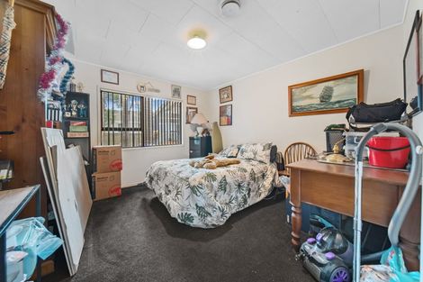 Photo of property in 13 Melleray Place, Randwick Park, Auckland, 2105