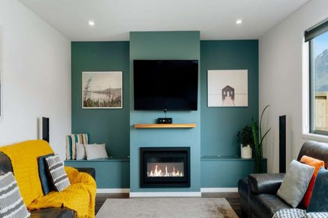 Photo of property in 20 Fallow Street, Jacks Point, 9371