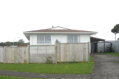 Photo of property in 14 Uenuku Place, Waitara, 4320