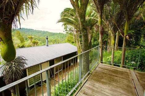 Photo of property in 14 Tinopai Road, Titirangi, Auckland, 0604