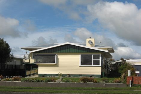 Photo of property in 105 Rata Street, Inglewood, 4330