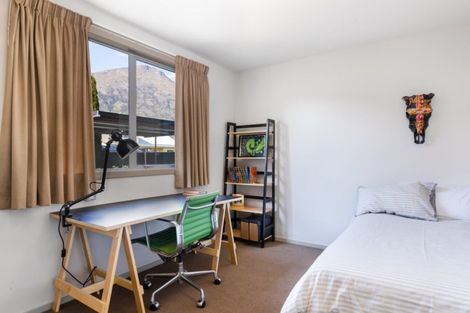 Photo of property in 40 Sylvan Street, Lake Hayes, Queenstown, 9304