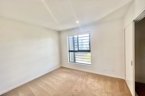 Photo of property in 96 Tarapuka Road, Westgate, Auckland, 0814