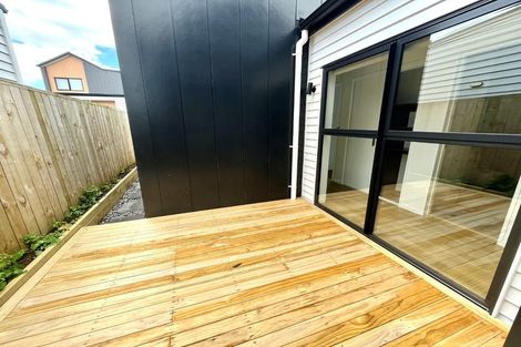 Photo of property in 50 Clayden Shuttleworth Street, Papakura, 2110