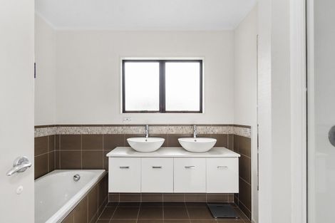 Photo of property in 54 Sunrise Avenue, Mount Maunganui, 3116