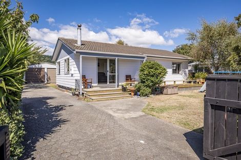 Photo of property in 15 Linwood Drive, Paraparaumu, 5032