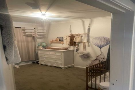 Photo of property in 19 Wellington Road, Wainuiomata, Lower Hutt, 5014