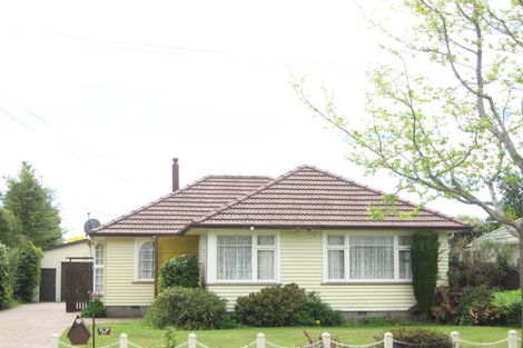 Photo of property in 57 Dunedin Street, Redwood, Christchurch, 8051