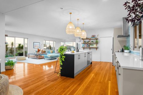 Photo of property in 99 Cowes Bay Road, Waiheke Island, 1971