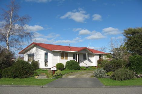 Photo of property in 4 Walton Street, Bulls, 4818