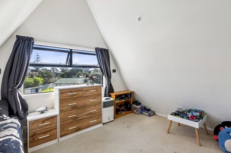 Photo of property in 5a William Street, Waikanae Beach, Waikanae, 5036