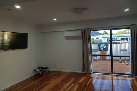 Photo of property in 4 Amberley Grove, Hutt Central, Lower Hutt, 5010