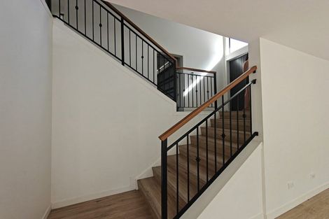 Photo of property in 22d Dallinghoe Crescent, Milford, Auckland, 0620