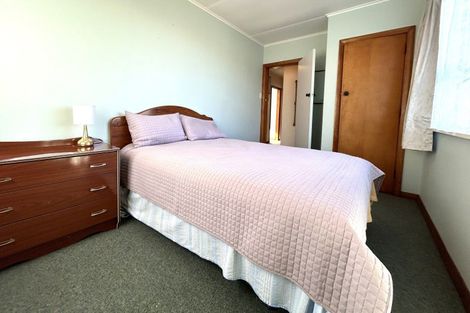 Photo of property in 6 Harlech Street, Oamaru North, Oamaru, 9400