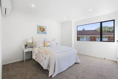 Photo of property in 5/7 Chevis Place, Pakuranga, Auckland, 2010