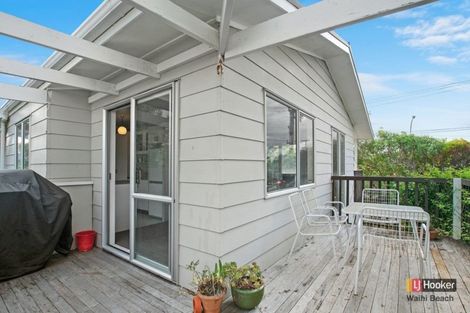 Photo of property in 212 Seaforth Road, Waihi Beach, 3611