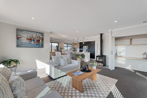 Photo of property in 55 Athenree Road, Athenree, Katikati, 3177