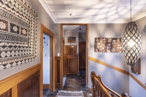 Photo of property in 16 Brewster Street, Bluff Hill, Napier, 4110